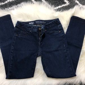 Mossimo Dark wash jegging ✨ Size 25